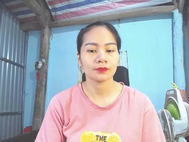 EllaShow93 on BongaCams 