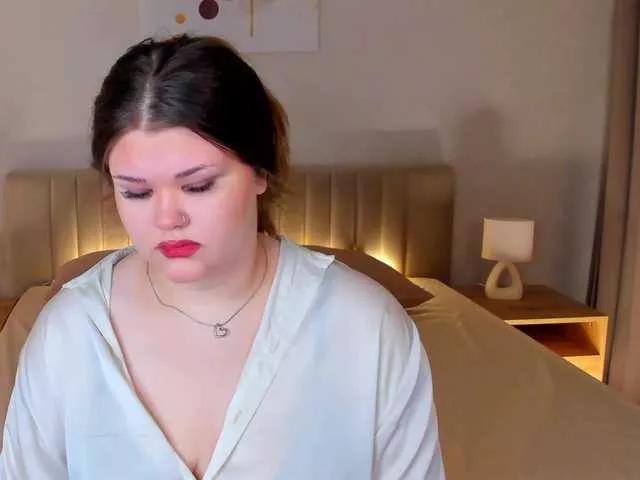 Offline elle-one on BongaCams