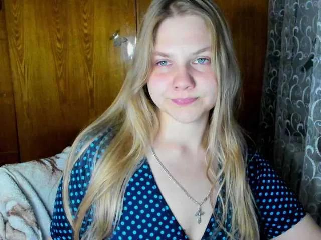 Emma-Frizea on BongaCams 