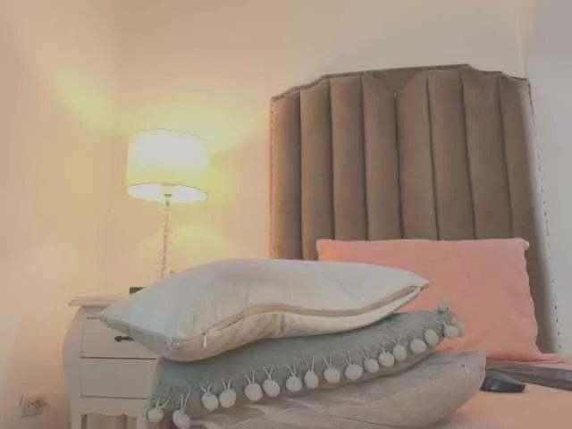 Try Emma-Torres1, she wants to masturbate for you Emma-Torres1 from BongaCams