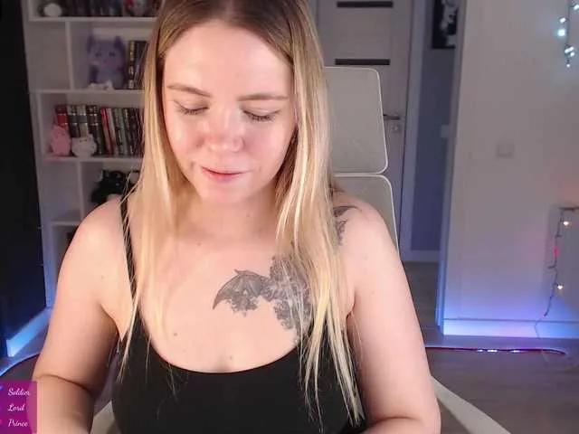 EmmaBryan on BongaCams 