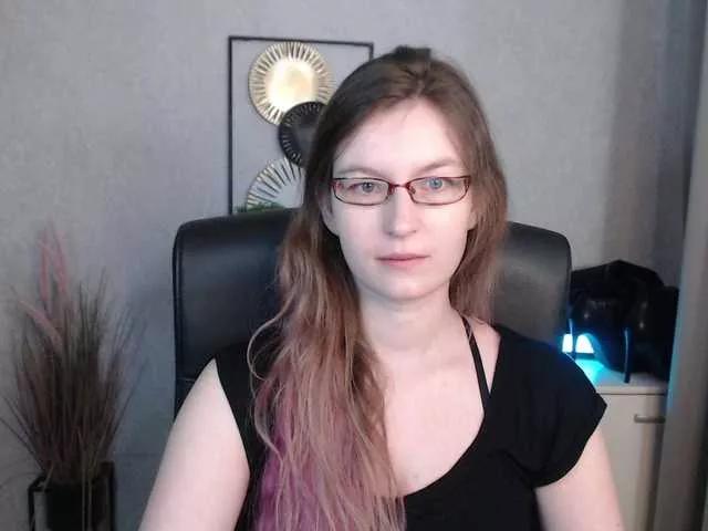 Offline EmmaHeart on BongaCams