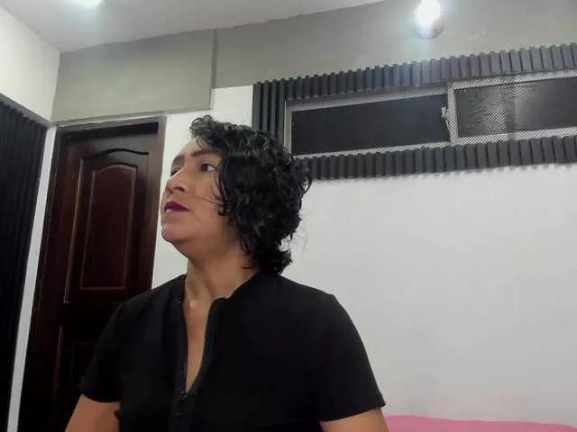 emperatris-23 from BongaCams