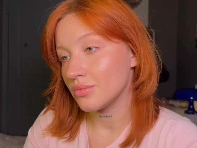 Watch Eva-Kisa, she wants to masturbate for you Eva-Kisa from BongaCams