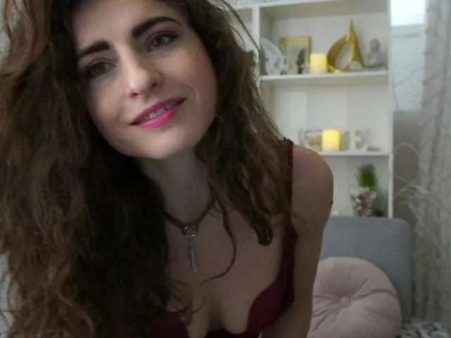 EVALOVIA on BongaCams 