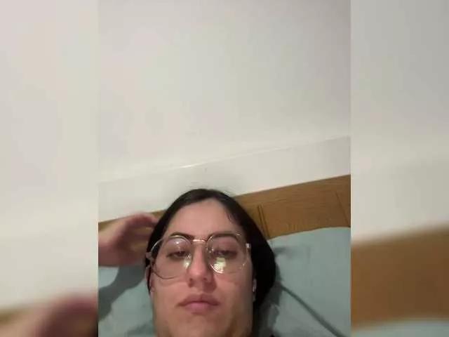 EvanShell1 on BongaCams 