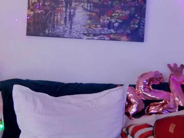 Offline EvellynFrancis on BongaCams