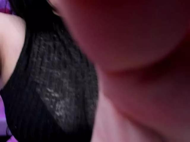 evelyn-aimar on BongaCams 