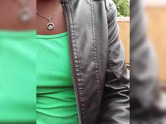 FelistaKeneddy on BongaCams 