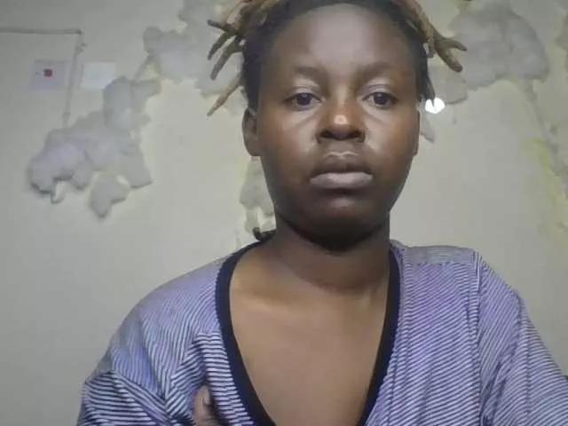 Freechat freakcurvy8 on BongaCams