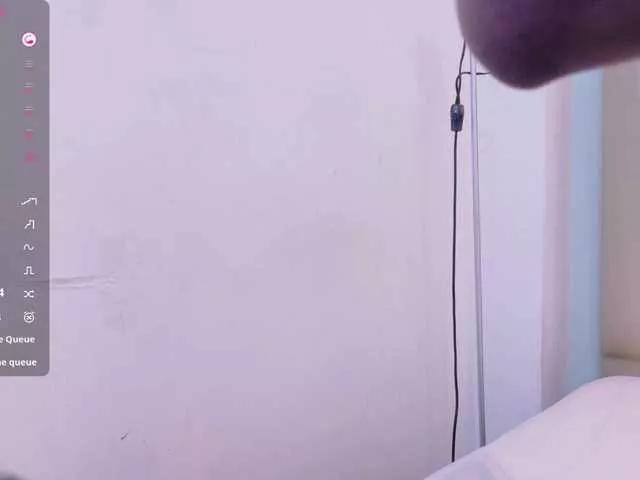 Freechat friendsmom on BongaCams