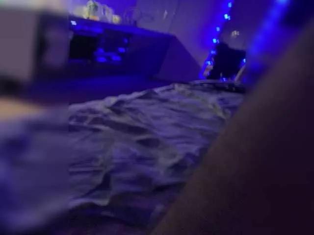 Garrr136 on BongaCams 