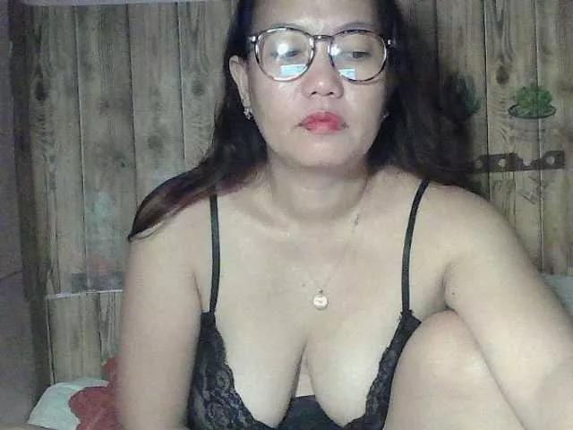 Grabmytits on BongaCams 