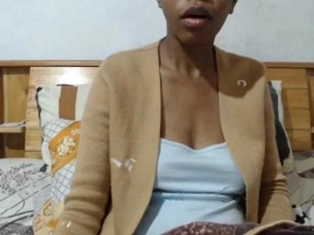 Offline Hamour on BongaCams