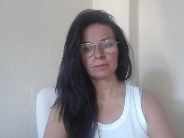 HelenSHOW1 on BongaCams 