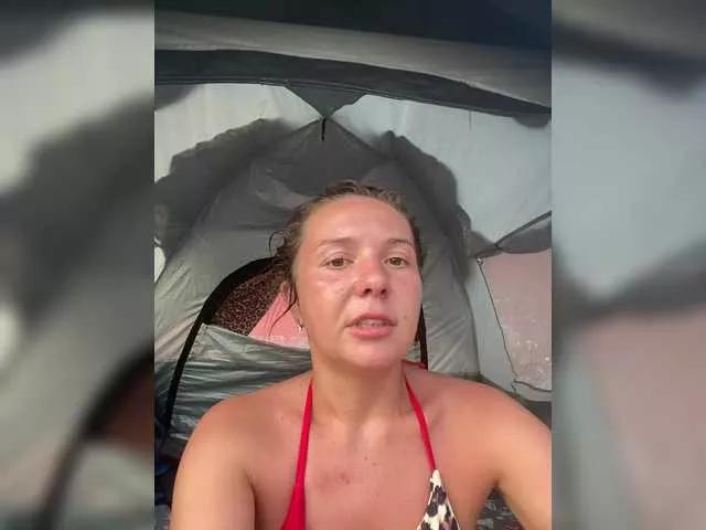 HelgaLeo on BongaCams