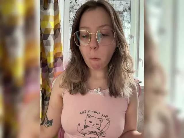 Offline henby-streams on BongaCams