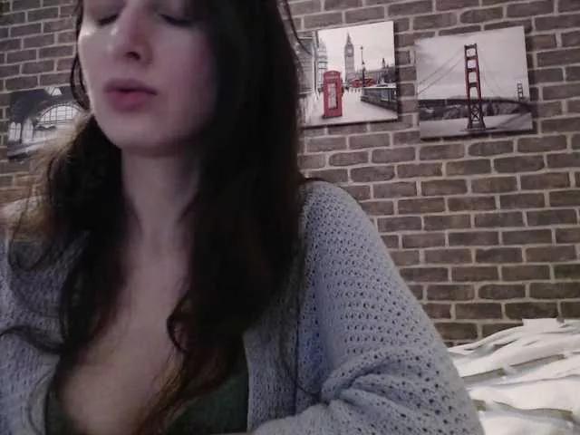 Hot-lina on BongaCams 