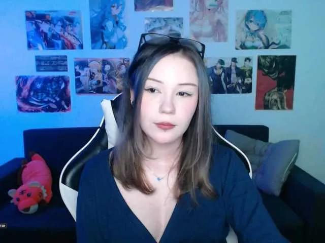 Offline Hugo-Min on BongaCams