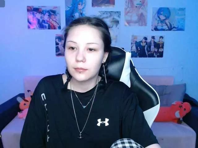 Offline Hugo-Min on BongaCams