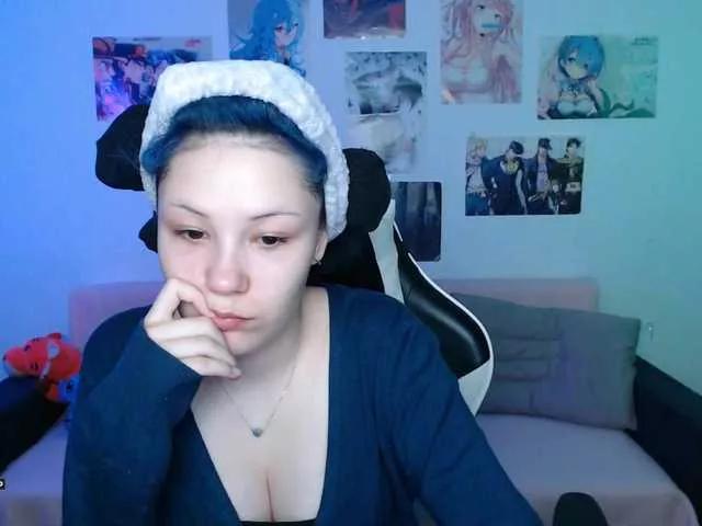 Offline Hugo-Min on BongaCams