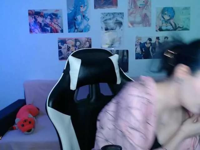 Offline Hugo-Min on BongaCams