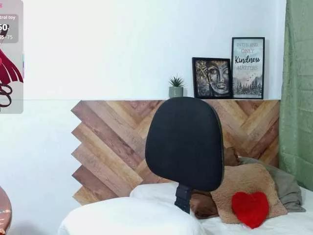 Explore IdalisVanucci, she wants to masturbate for you idalisVanucci from BongaCams