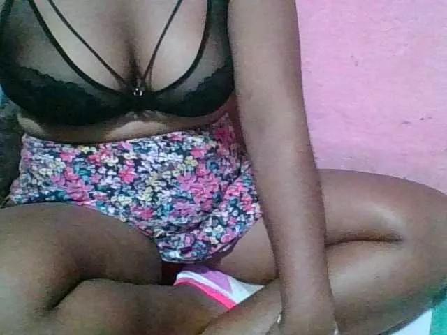 Imanoellah from BongaCams