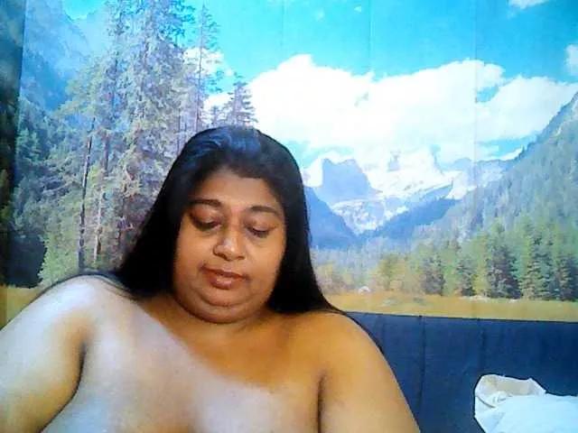 indianhoney on BongaCams