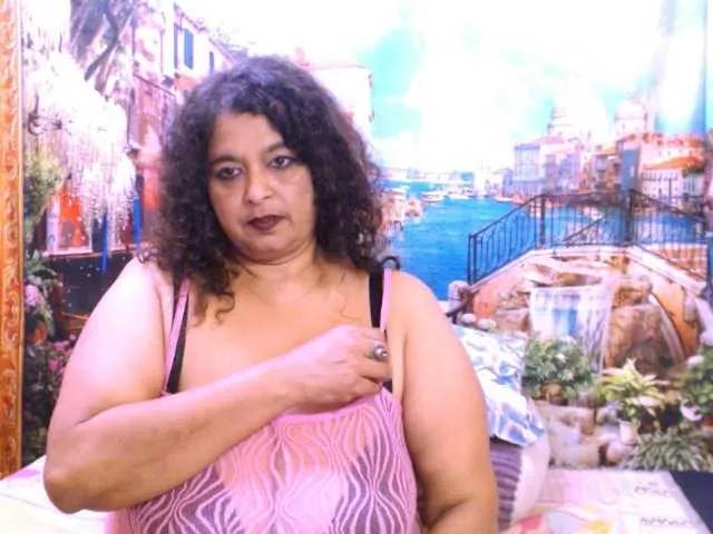 indianstar75 on BongaCams 