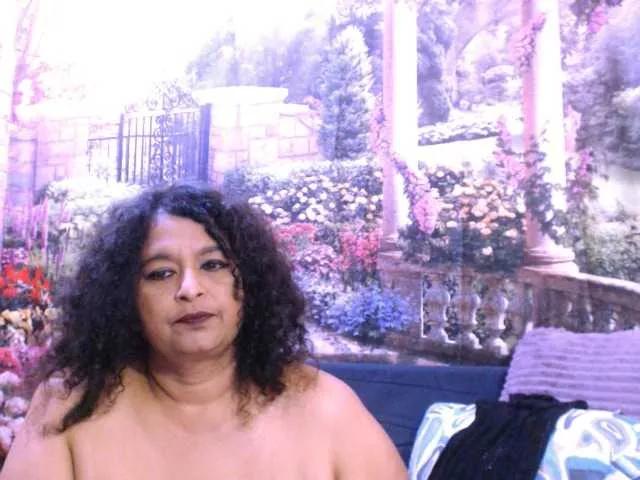 indianstar75 on BongaCams 