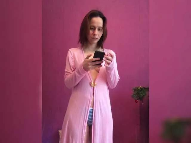 Januaryy on BongaCams 