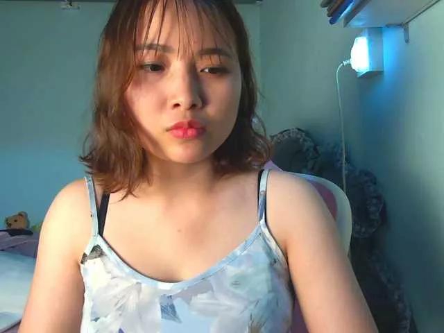 Offline Julia98 on BongaCams