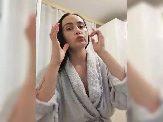 Offline KarenClark on BongaCams