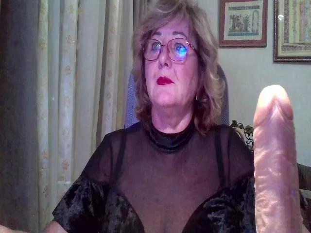 KarinkaSweet on BongaCams