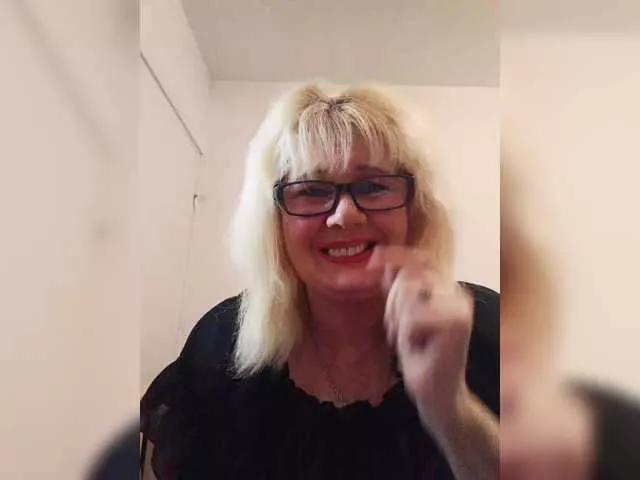 Freechat KASANDRABOLOSHKA on BongaCams