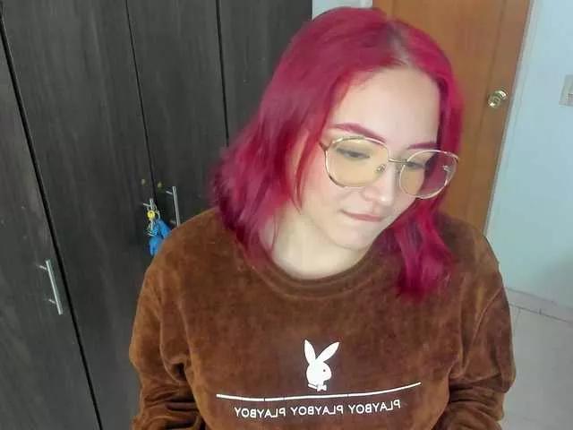 KateMessy1 on BongaCams 