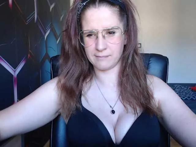 Offline KayaCute on BongaCams