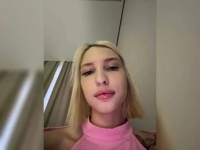 KettyPretty25 on BongaCams 