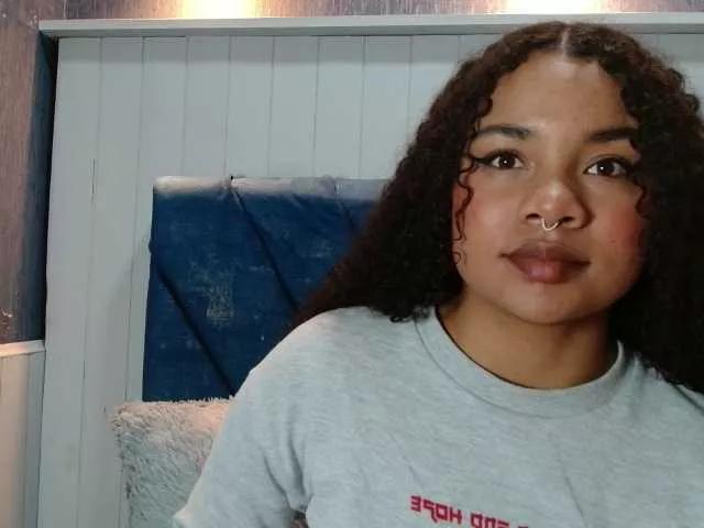 Offline KittyBrooke on BongaCams