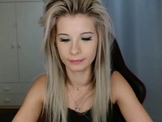 KristineNatural from BongaCams