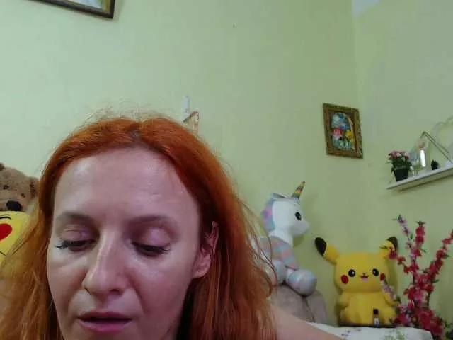 ladybigsmile on BongaCams 