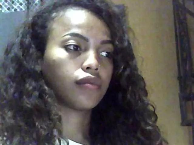 ladysarahh on BongaCams 