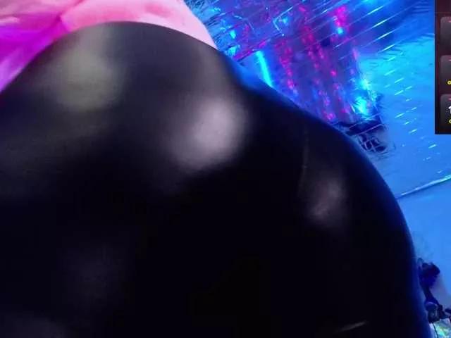 Offline Laura-Wicked on BongaCams