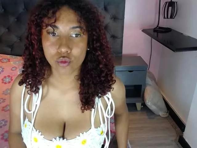 Offline lauraltt on BongaCams