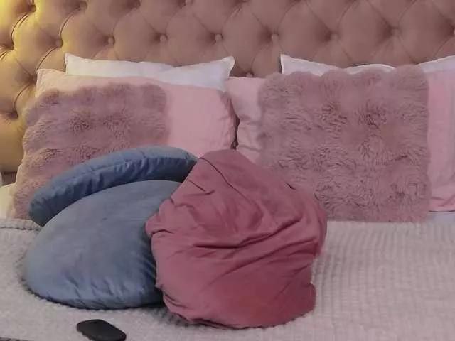 Offline LaylaK on BongaCams