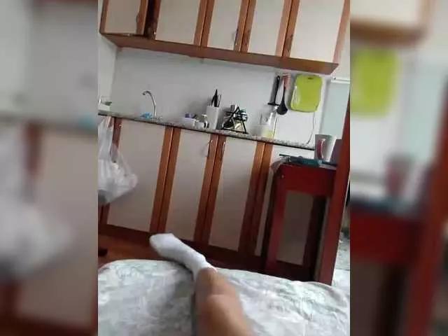 Laylay13 on BongaCams