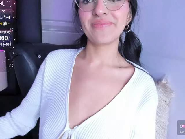 LennaBlair on BongaCams 