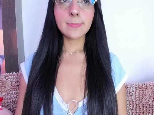 LennaBlair on BongaCams