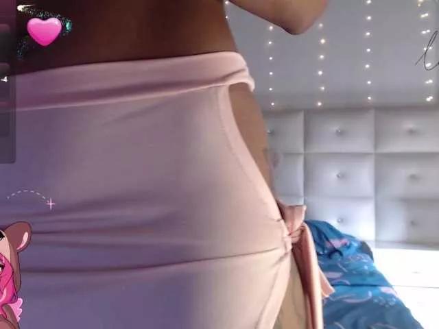 Lexxiiross on BongaCams 